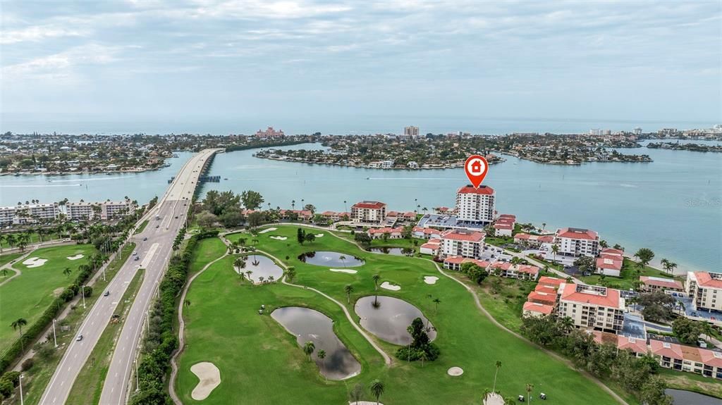 待售: $599,000 (2 贝兹, 2 浴室, 1240 平方英尺)