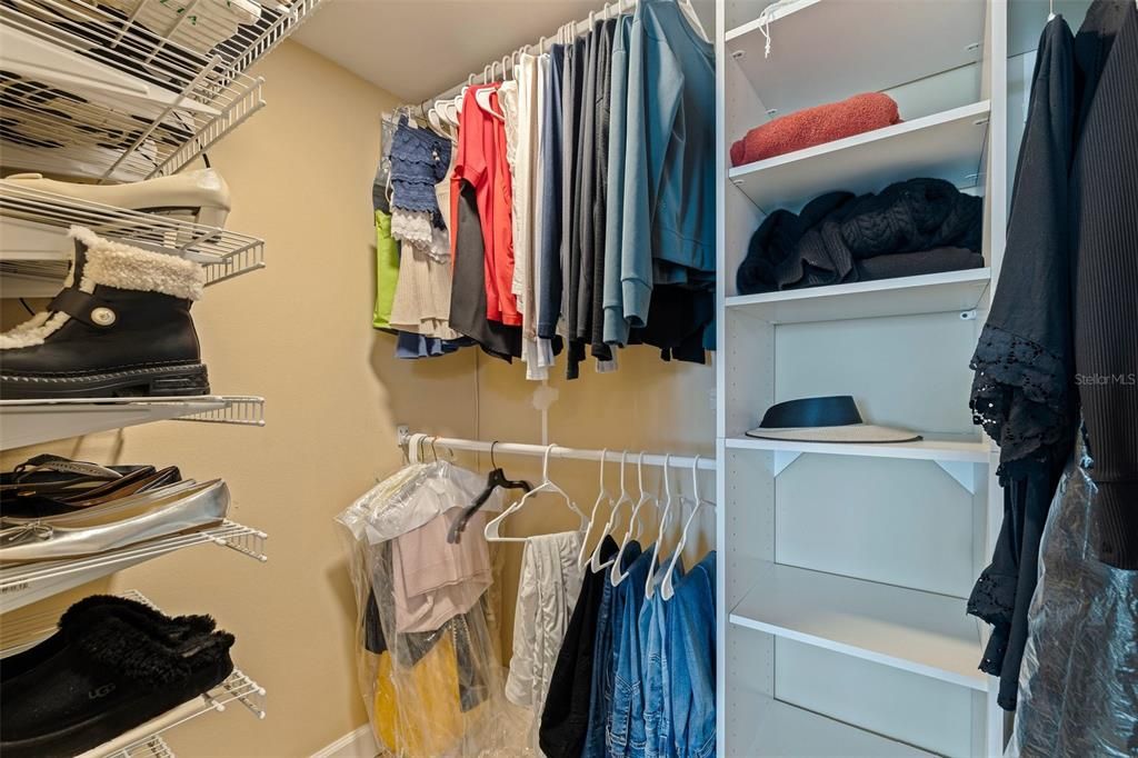 待售: $599,000 (2 贝兹, 2 浴室, 1240 平方英尺)