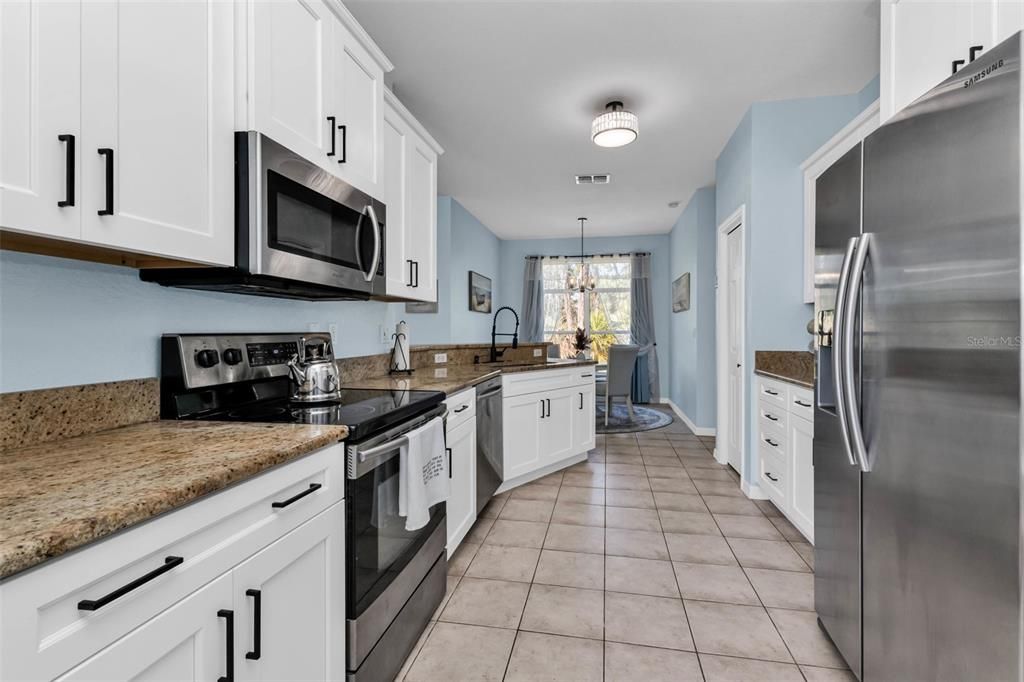 En Venta: $339,000 (3 camas, 2 baños, 1551 Pies cuadrados)