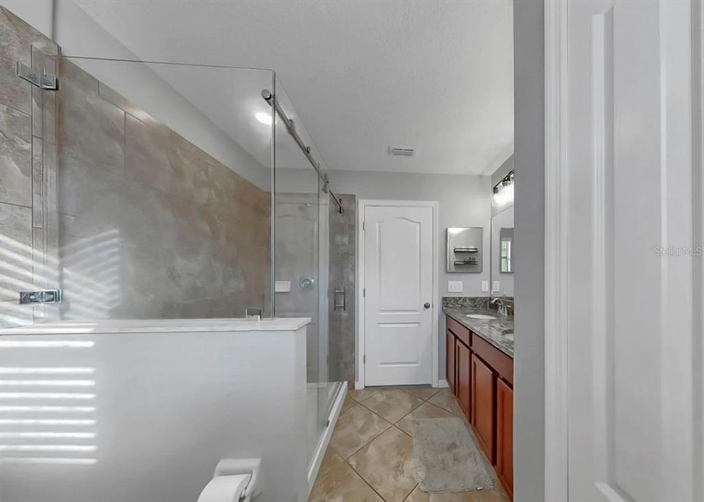 For Sale: $359,000 (4 beds, 2 baths, 1786 Square Feet)