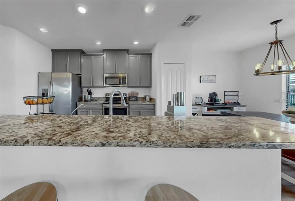 For Sale: $359,000 (4 beds, 2 baths, 1786 Square Feet)