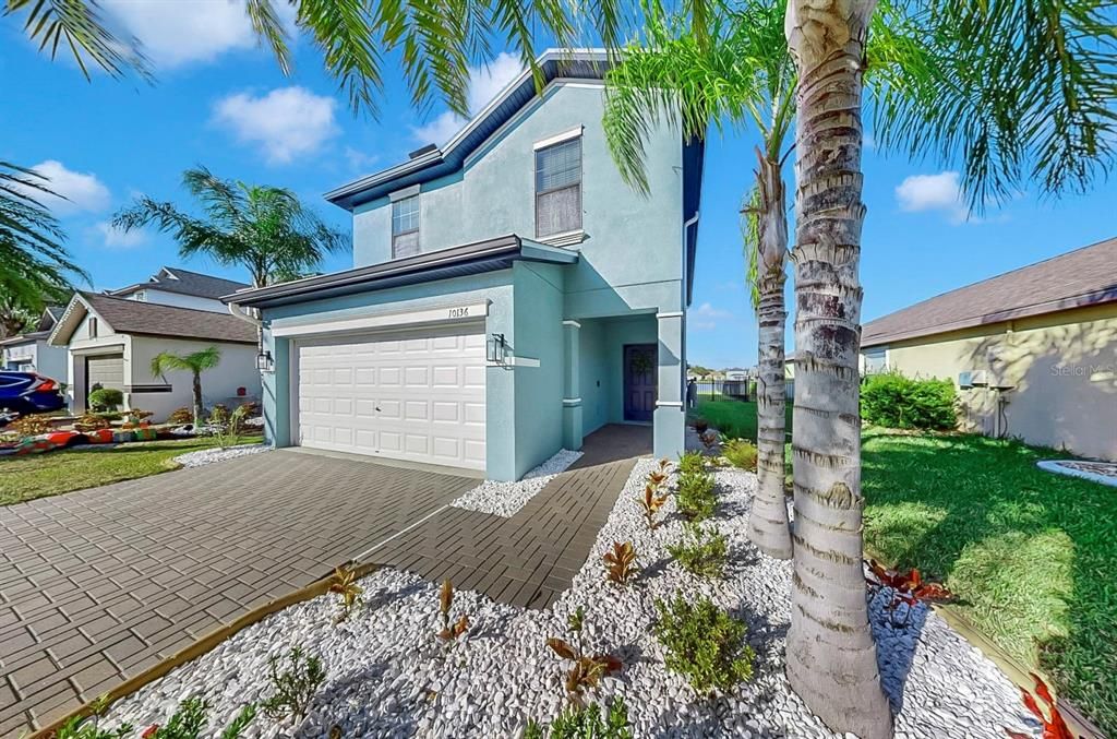 For Sale: $359,000 (4 beds, 2 baths, 1786 Square Feet)