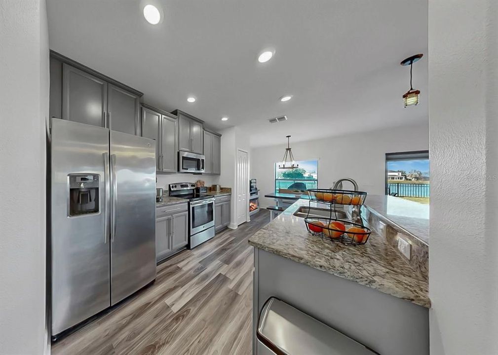 For Sale: $359,000 (4 beds, 2 baths, 1786 Square Feet)