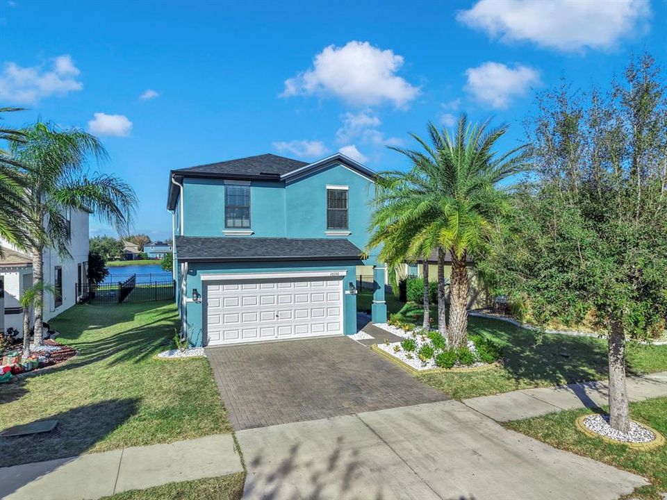 For Sale: $359,000 (4 beds, 2 baths, 1786 Square Feet)