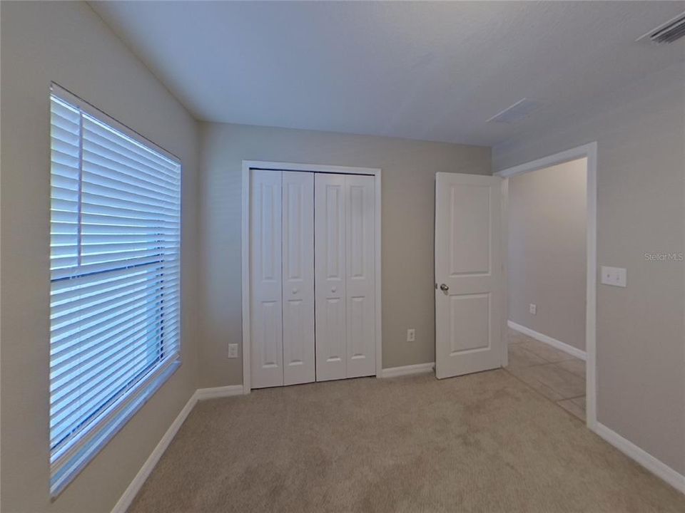 For Rent: $2,129 (4 beds, 2 baths, 1918 Square Feet)