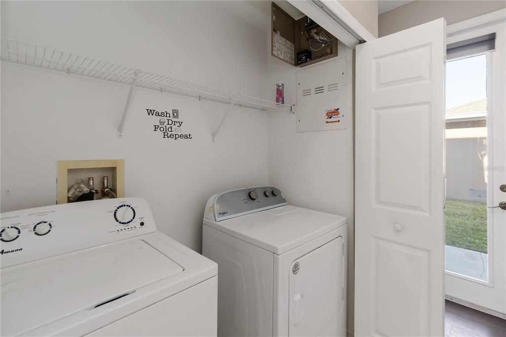 В аренду: $1,950 (3 спален, 2 ванн, 1450 Квадратных фут)