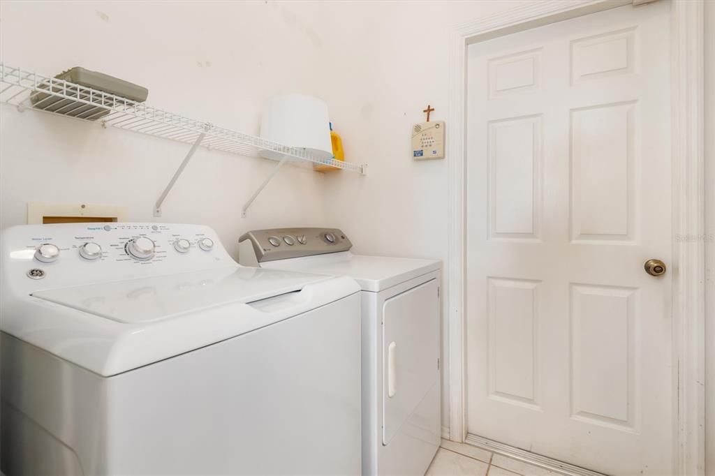 На продажу: $479,000 (3 спален, 2 ванн, 2169 Квадратных фут)