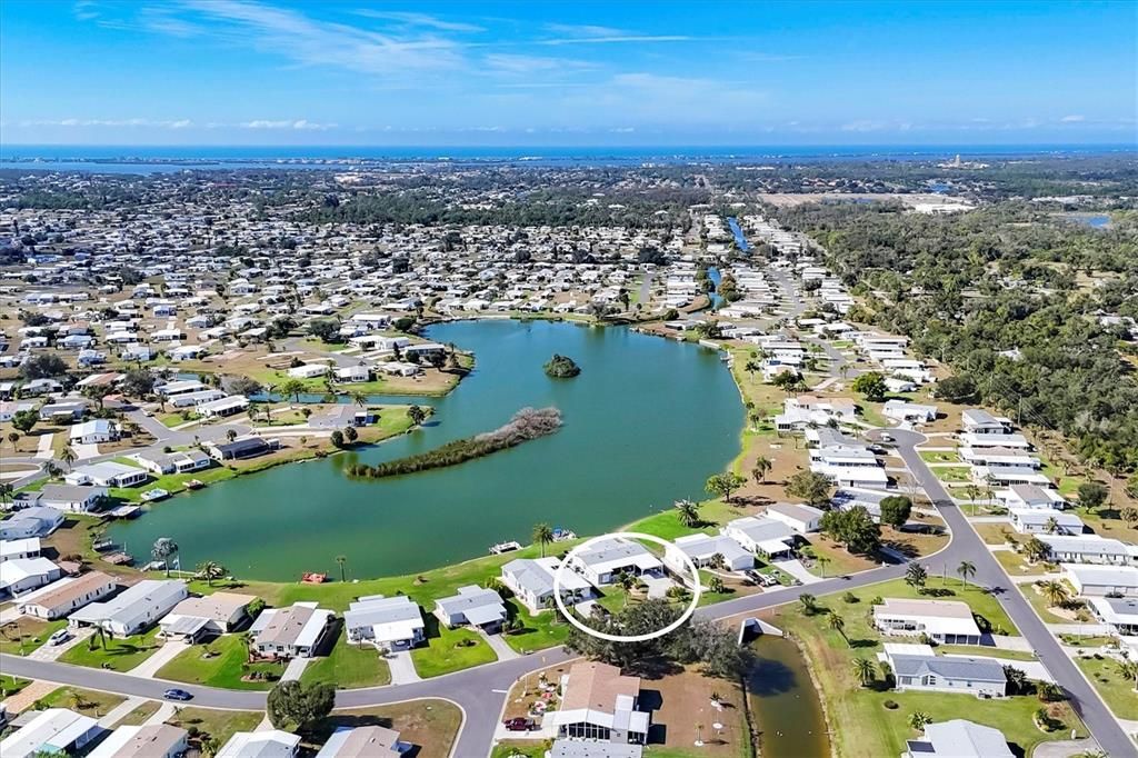 For Sale: $320,000 (3 beds, 3 baths, 1861 Square Feet)