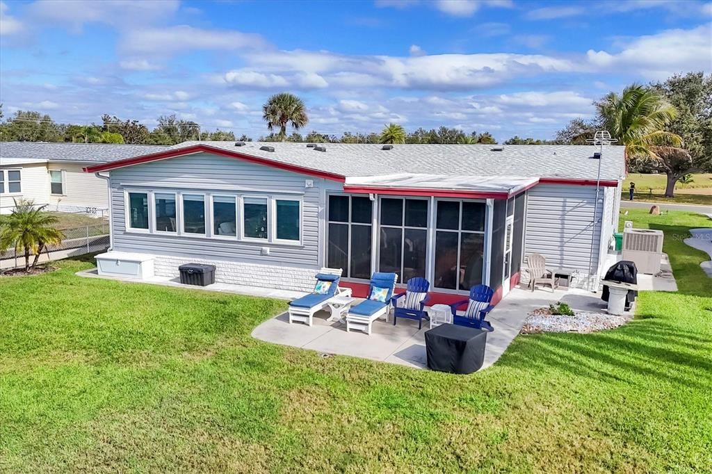 For Sale: $320,000 (3 beds, 3 baths, 1861 Square Feet)