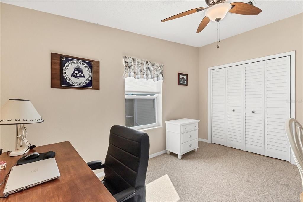 For Sale: $320,000 (3 beds, 3 baths, 1861 Square Feet)