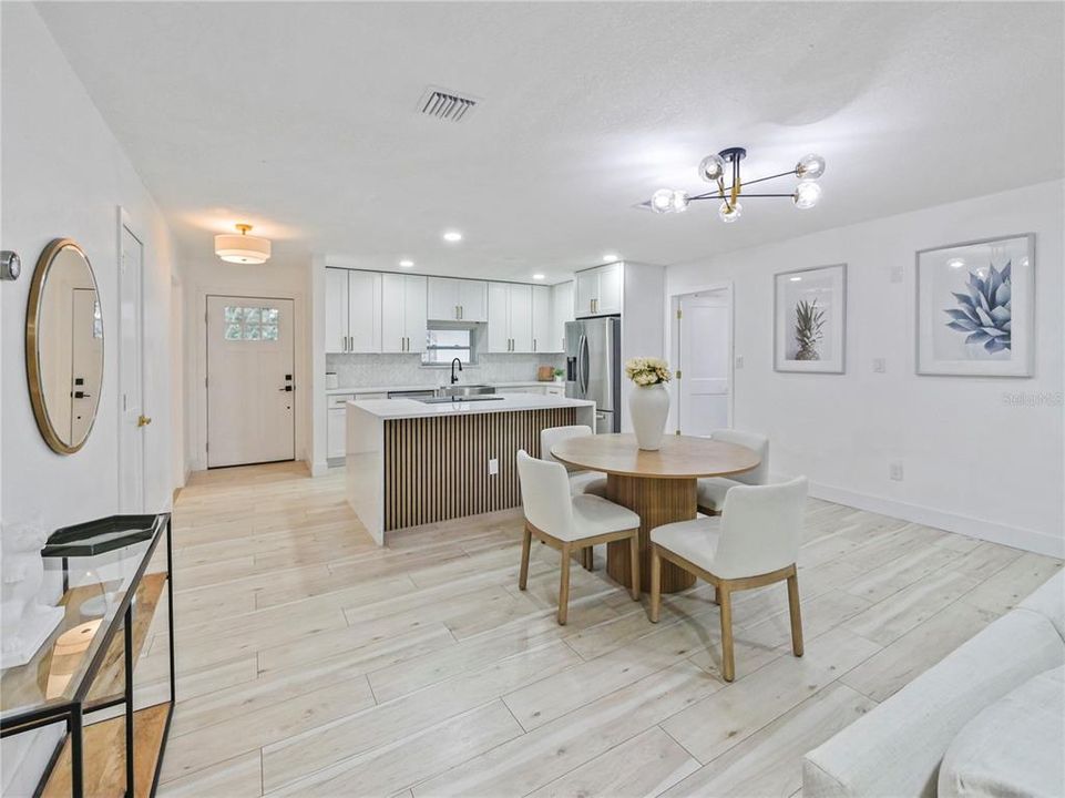 For Sale: $499,000 (4 beds, 2 baths, 1724 Square Feet)