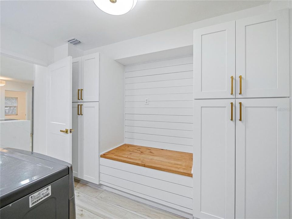 For Sale: $499,000 (4 beds, 2 baths, 1724 Square Feet)