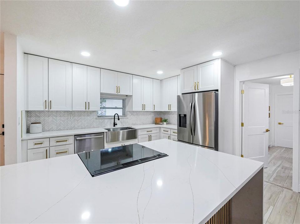 For Sale: $499,000 (4 beds, 2 baths, 1724 Square Feet)