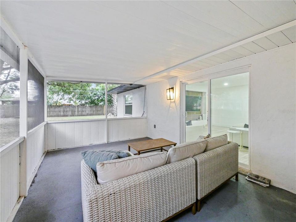 For Sale: $499,000 (4 beds, 2 baths, 1724 Square Feet)