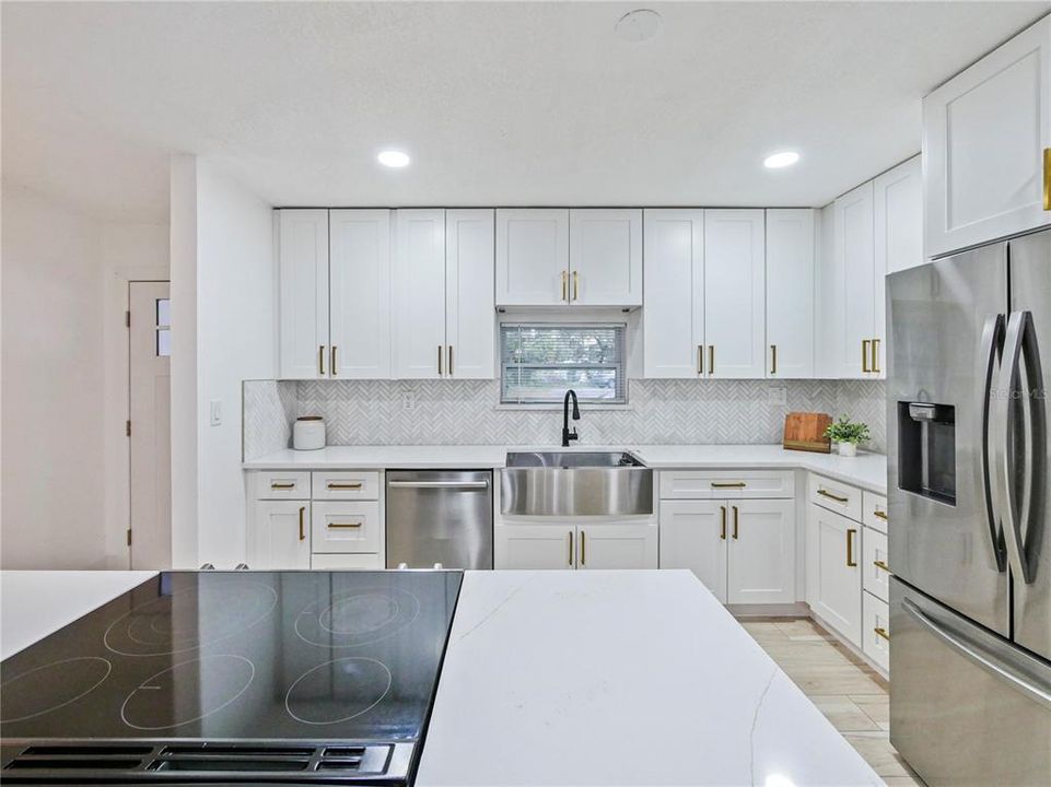 For Sale: $499,000 (4 beds, 2 baths, 1724 Square Feet)