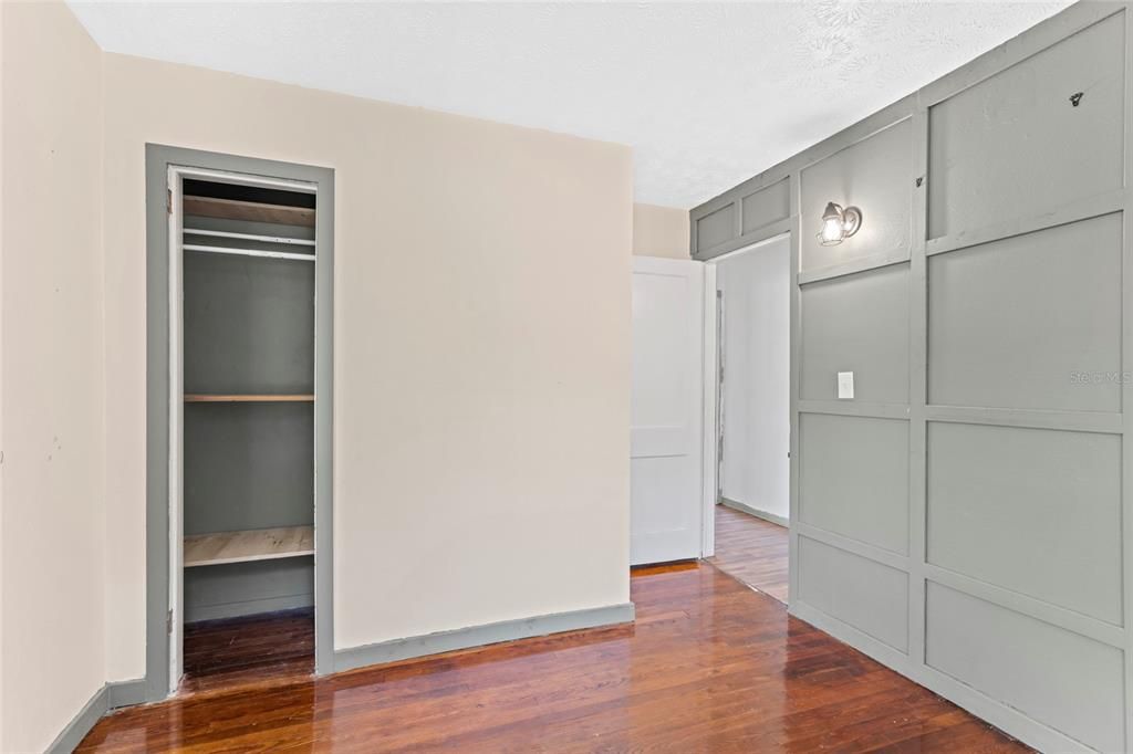 For Sale: $230,000 (4 beds, 2 baths, 1712 Square Feet)