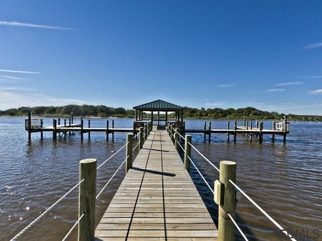 出租: $2,900 (2 贝兹, 2 浴室, 1158 平方英尺)