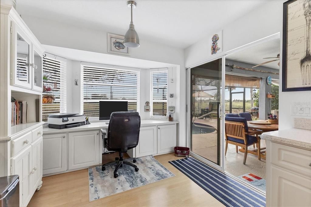 For Sale: $409,900 (3 beds, 2 baths, 1542 Square Feet)