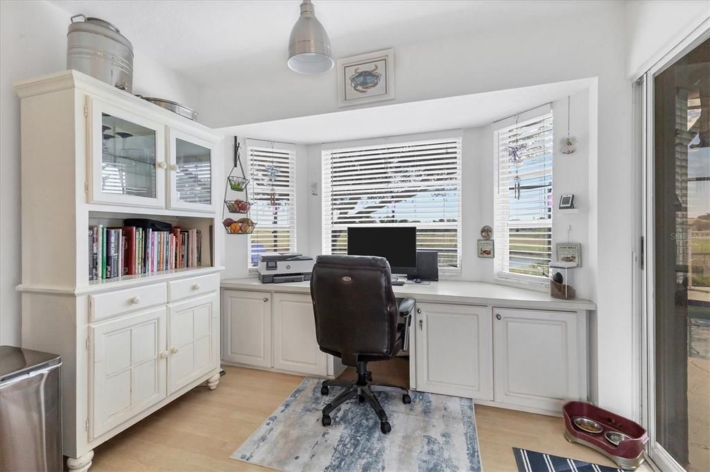 For Sale: $409,900 (3 beds, 2 baths, 1542 Square Feet)