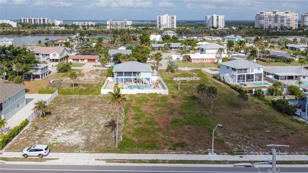 For Sale: $595,000 (0.22 acres)