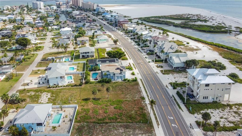 For Sale: $595,000 (0.22 acres)