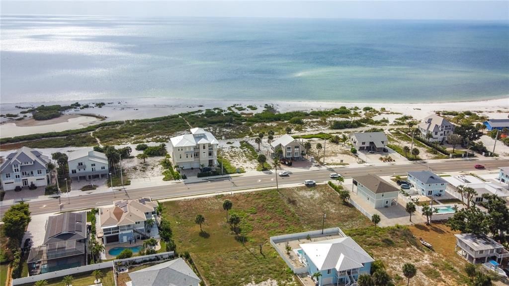 For Sale: $595,000 (0.22 acres)