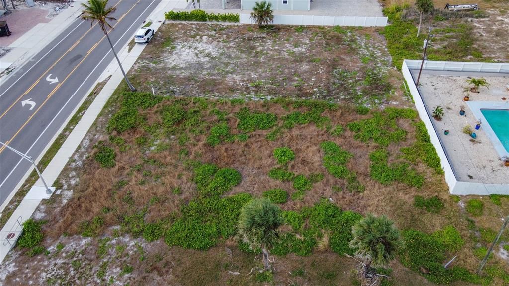 For Sale: $595,000 (0.22 acres)