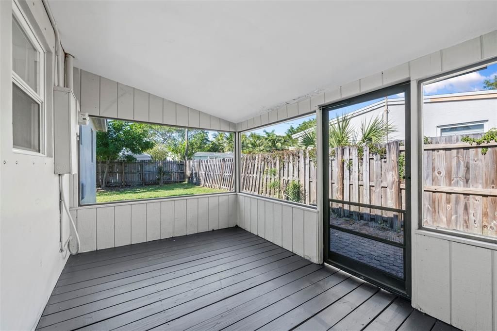 En Venta: $415,000 (2 camas, 1 baños, 960 Pies cuadrados)