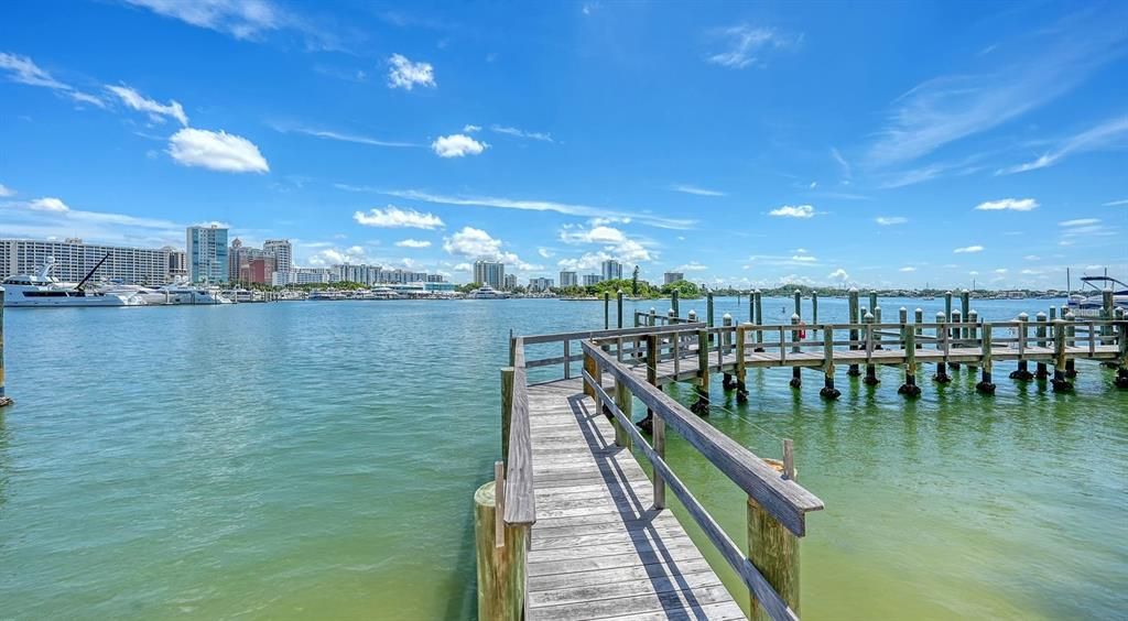 En Venta: $4,195,000 (3 camas, 4 baños, 3290 Pies cuadrados)