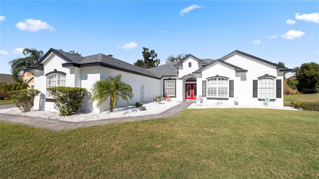 待售: $685,000 (4 贝兹, 3 浴室, 2705 平方英尺)