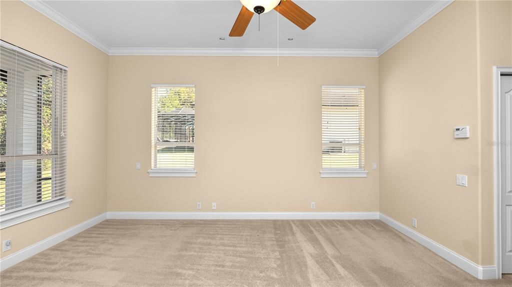 待售: $685,000 (4 贝兹, 3 浴室, 2705 平方英尺)