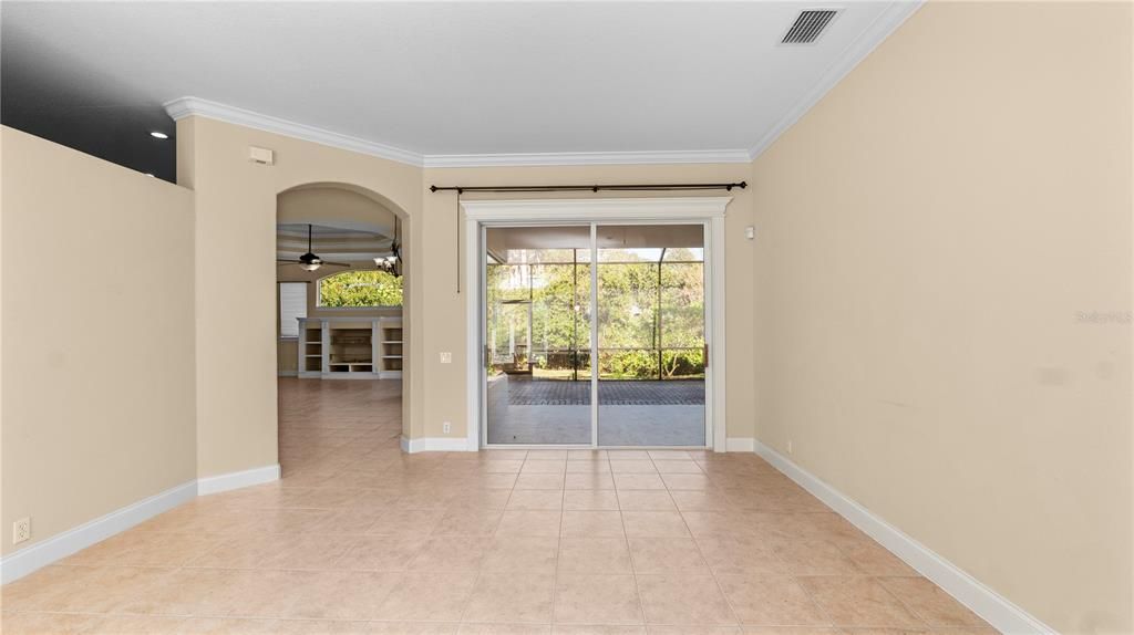 待售: $685,000 (4 贝兹, 3 浴室, 2705 平方英尺)