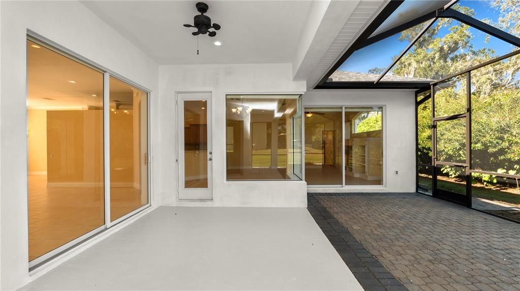 待售: $685,000 (4 贝兹, 3 浴室, 2705 平方英尺)