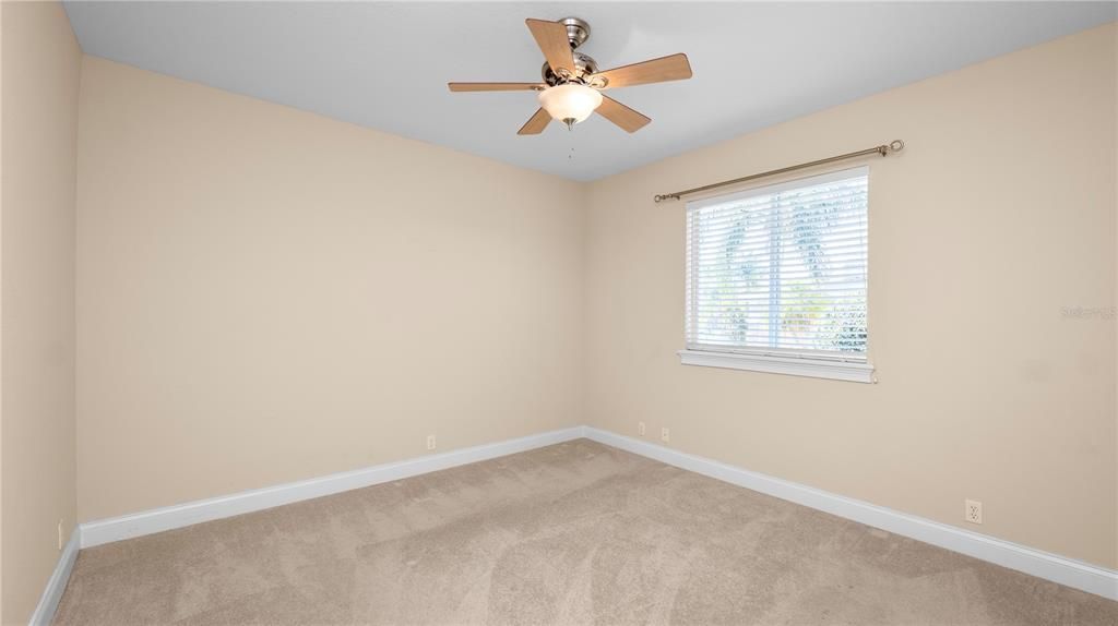 待售: $685,000 (4 贝兹, 3 浴室, 2705 平方英尺)