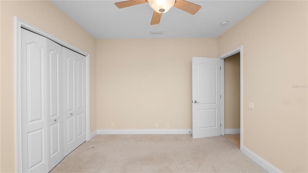 待售: $685,000 (4 贝兹, 3 浴室, 2705 平方英尺)