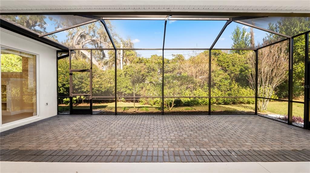 待售: $685,000 (4 贝兹, 3 浴室, 2705 平方英尺)