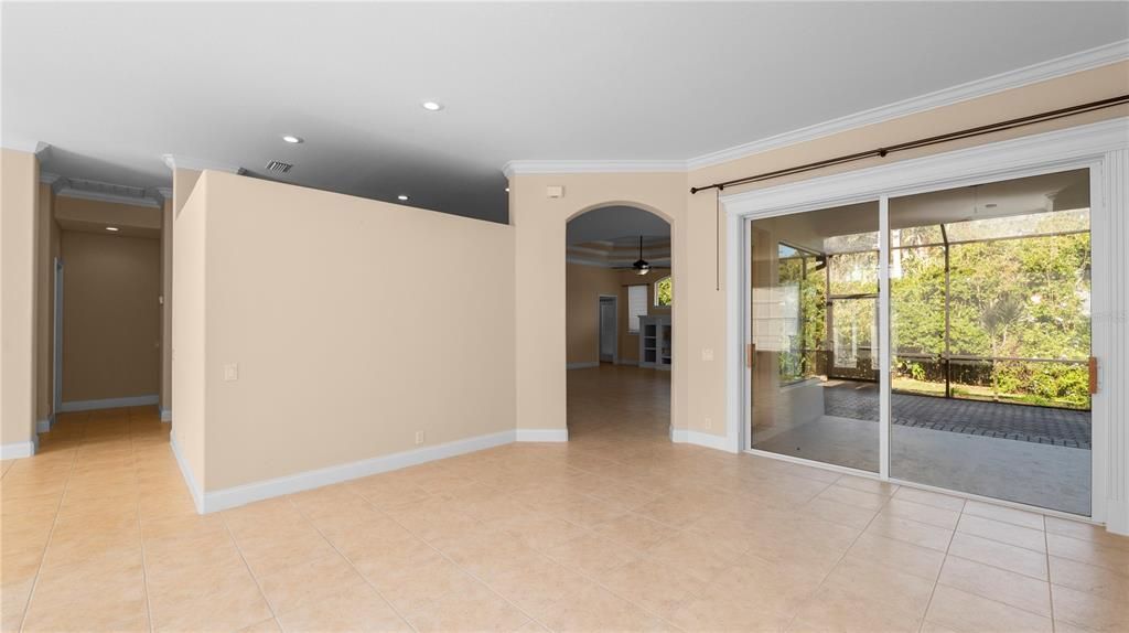 待售: $685,000 (4 贝兹, 3 浴室, 2705 平方英尺)