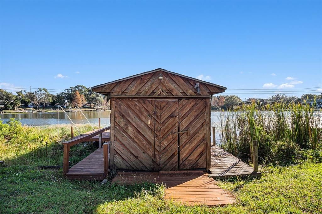 En Venta: $599,900 (5 camas, 3 baños, 2292 Pies cuadrados)