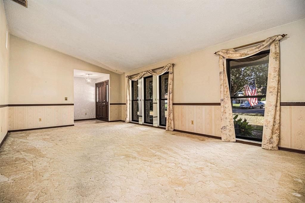 En Venta: $599,900 (5 camas, 3 baños, 2292 Pies cuadrados)