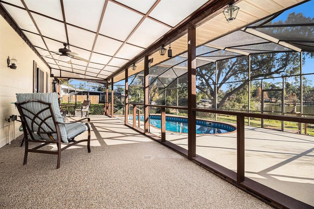 En Venta: $599,900 (5 camas, 3 baños, 2292 Pies cuadrados)