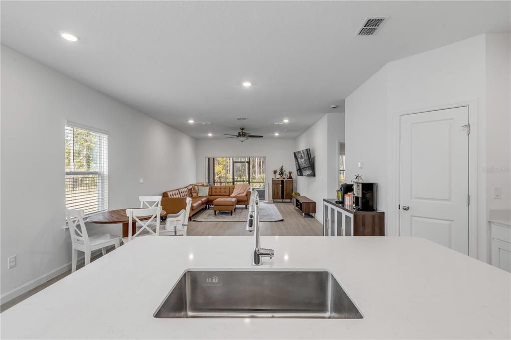 For Sale: $449,000 (4 beds, 3 baths, 2260 Square Feet)