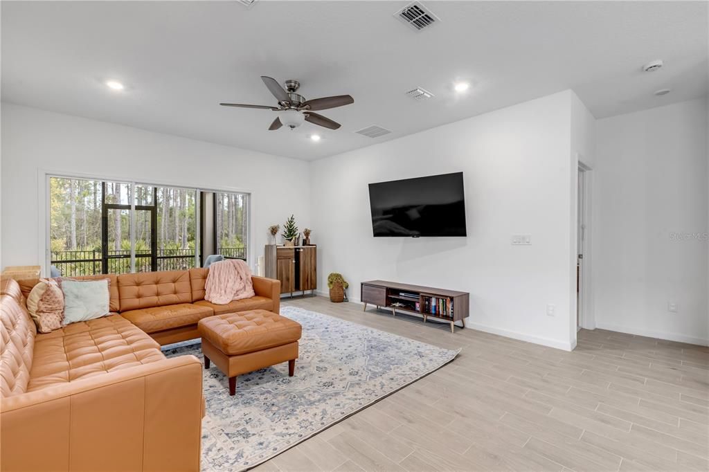 For Sale: $449,000 (4 beds, 3 baths, 2260 Square Feet)