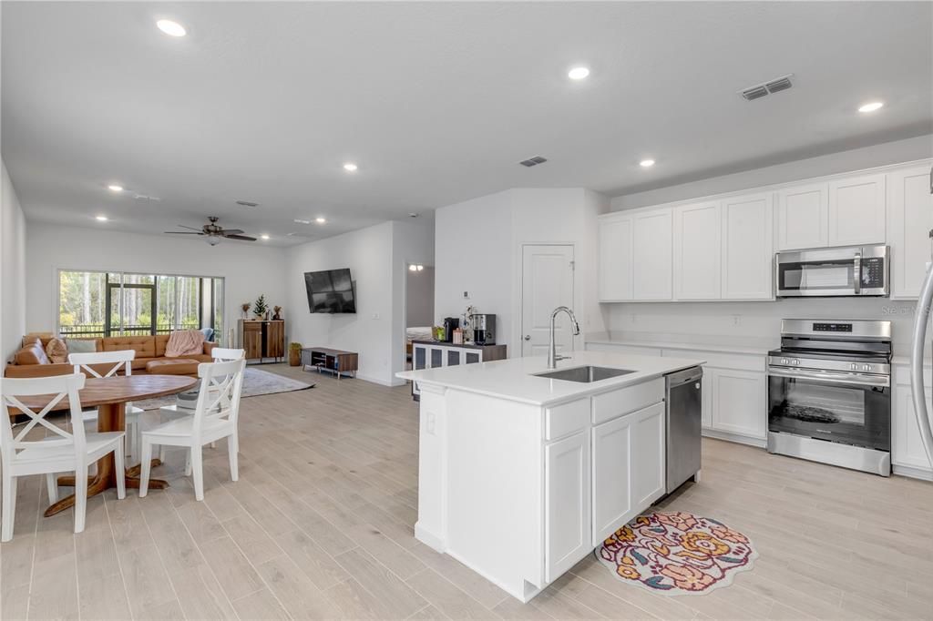 For Sale: $449,000 (4 beds, 3 baths, 2260 Square Feet)