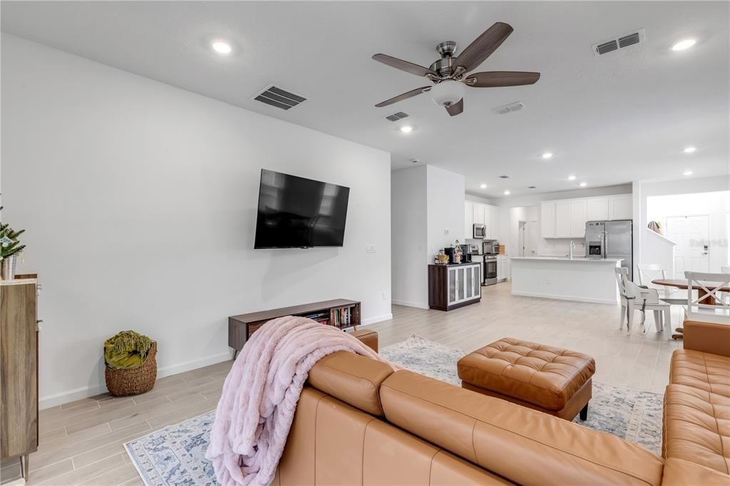 For Sale: $449,000 (4 beds, 3 baths, 2260 Square Feet)