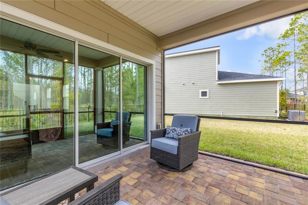 For Sale: $449,000 (4 beds, 3 baths, 2260 Square Feet)