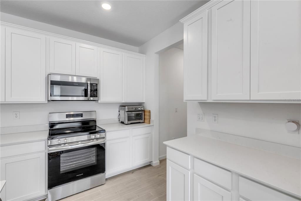 For Sale: $449,000 (4 beds, 3 baths, 2260 Square Feet)