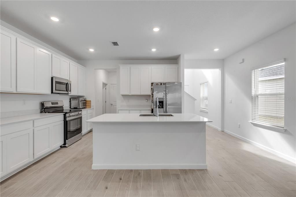 For Sale: $449,000 (4 beds, 3 baths, 2260 Square Feet)