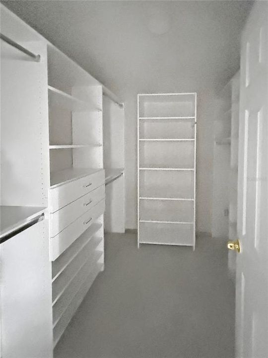 出租: $2,100 (3 贝兹, 2 浴室, 1870 平方英尺)