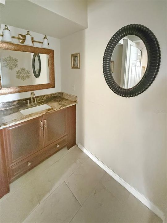 出租: $2,100 (3 贝兹, 2 浴室, 1870 平方英尺)