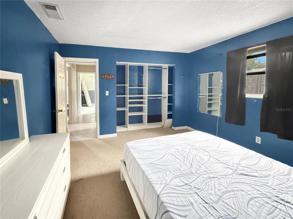 出租: $2,100 (3 贝兹, 2 浴室, 1870 平方英尺)